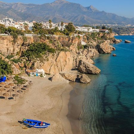 Wonderful Flat With Seaview In Nerja Exterior foto